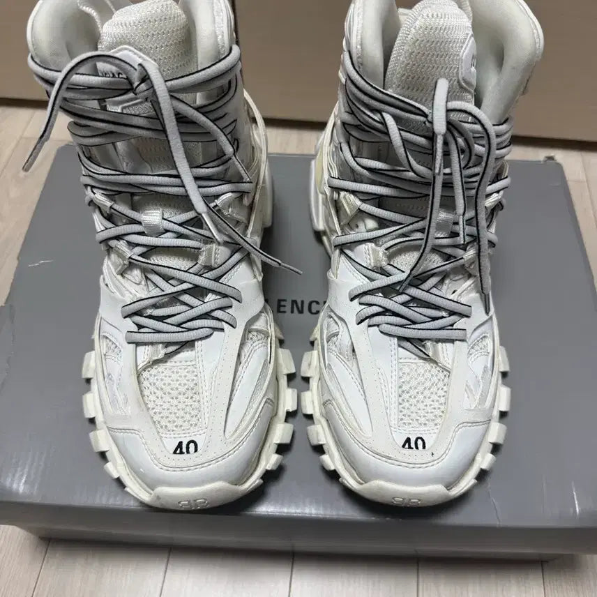 [BUNJANG] Balenciaga Track High White / 발렌시아가 트랙 하이 화이트 40