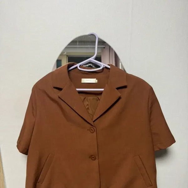 [BUNJANG] Brown Cropped Short Sleeve Jacket / 브라운 크롭 반팔자켓