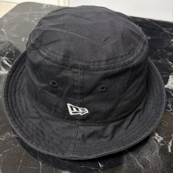 [BUNJANG] New Era Black Bucket Hat M / 뉴에라 버킷햇 블랙 m