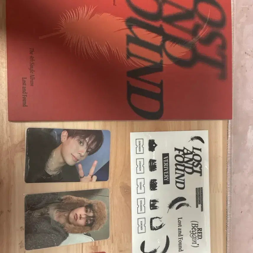 [BUNJANG] VERIVERY 4th Single Album Lost and Found Limited Edition Unsealed Album with Photocard and Sticker / 베리베리 4집 싱글 앨범 Lost and Found 초회 한정반 (포토카드, 스티커 포함)개봉앨범