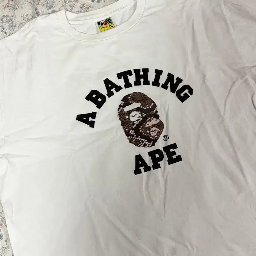 [BUNJANG] BAPE Snake Pattern T-Shirt 2XL / [2XL] 베이프 스네이크 뱀피 티셔츠