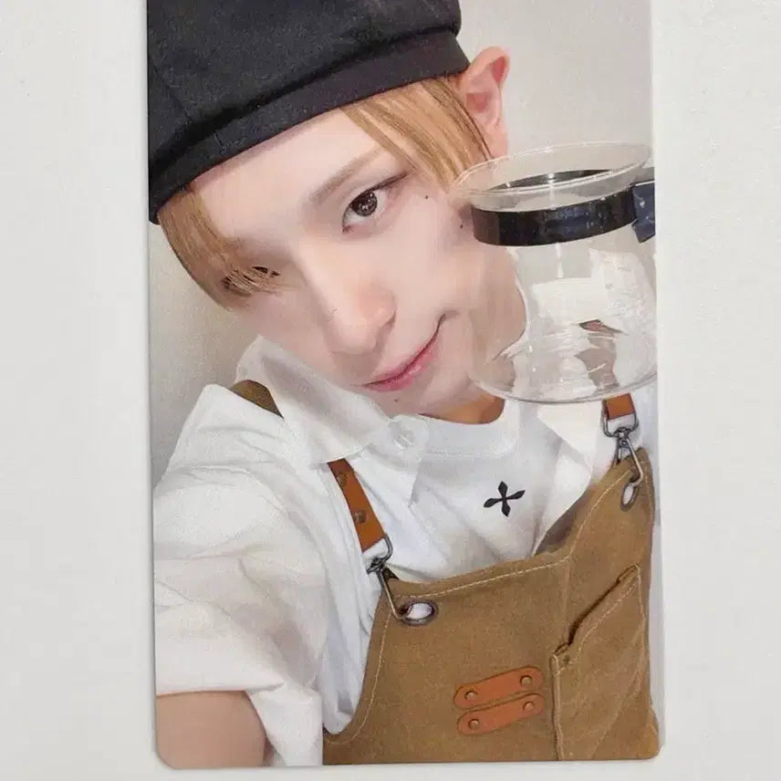 [BUNJANG] XLOV HARU Barista POB Photocard / XLOV 엑스러브 HARU 하루 바리스타 미공포 포카