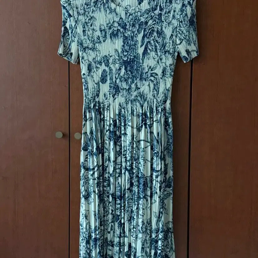 [BUNJANG] Pleated Floral Pattern Dress / 플리츠 원피스