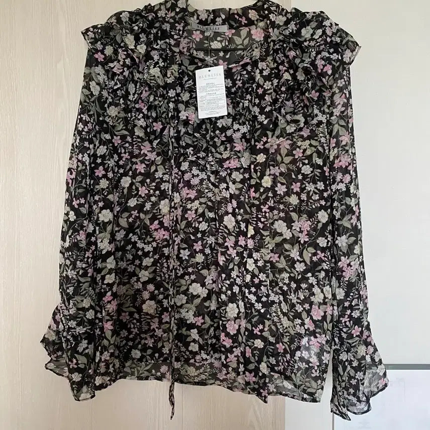 [BUNJANG] Women's Floral Pattern Blouse / 여성 플로럴 패턴 블라우스