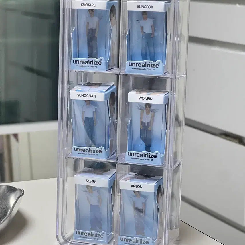 [BUNJANG] RIIZE 2026 Season's Greetings Figure Bundle (Includes Daiso Case) / 라이즈 RIIZE 2026 시즌그리팅 피규어 모음 (다이소 케이스 포함)