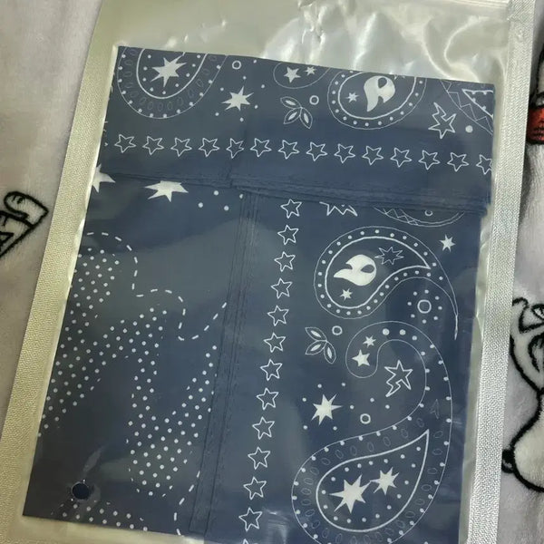 [BUNJANG] QWER 2nd Anniversary Pop-up Bandana / qwer 2주년 팝업 반다나