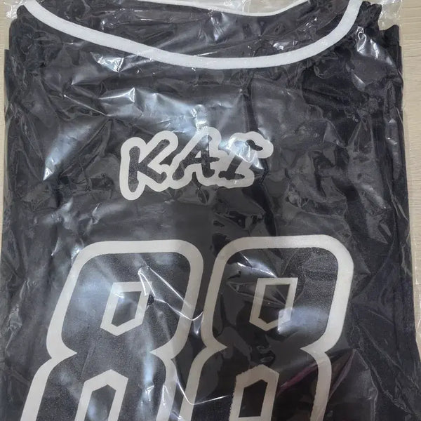 [BUNJANG] EXO-L JAPAN Kai Kim Jongin Uniform (Sealed) / 엑소라이즌 카이,김종인 일본 유니폼(미개봉) 양도해요