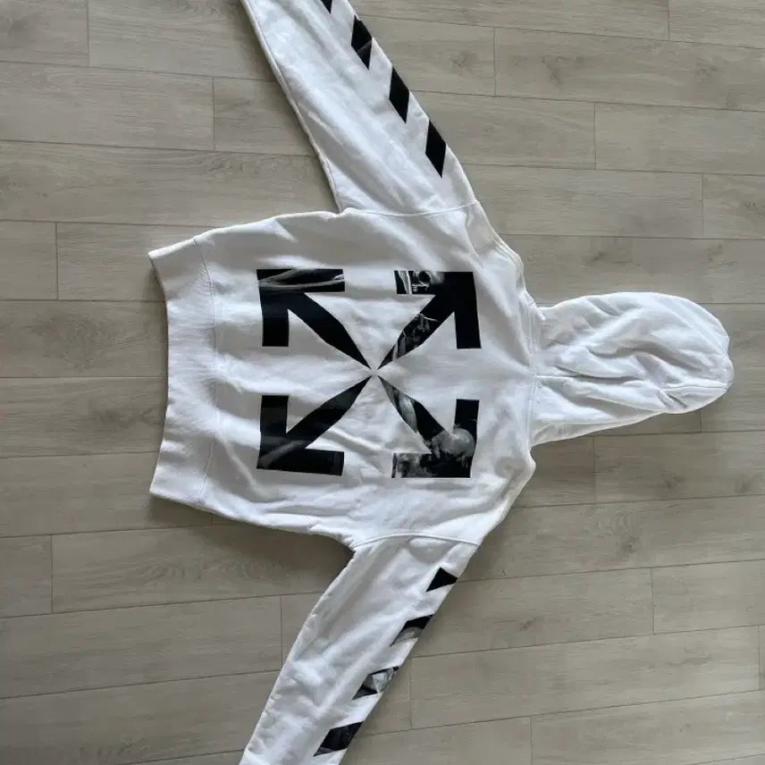 [BUNJANG] Off-White Caravaggio Graphic Hoodie White / 오프화이트 카라바조 후드티