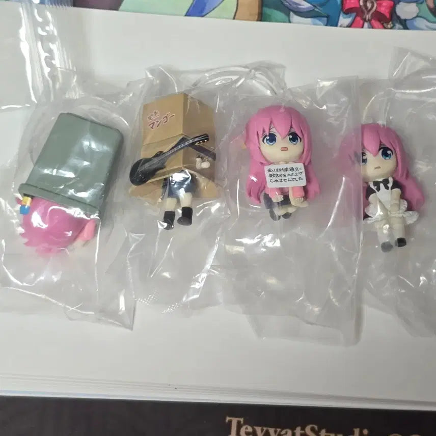 [BUNJANG] Bocchi the Rock! Gacha Figure Set (4 Types) / 봇치 더 락 가챠 피규어 4종 일괄