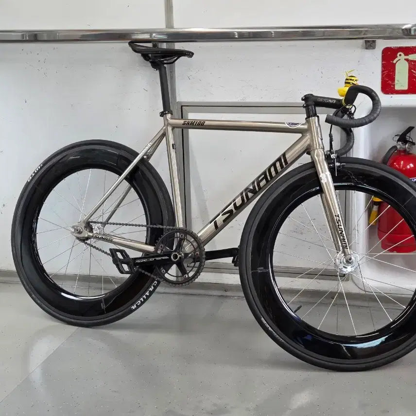 [BUNJANG] Tsunami SNM100 Pixie Frame (Engine11 Constantine Unknown) UG88 Wheelset / TSUNAMI SNM100 픽시 판/대(엔진11콘스탄틴언노운)