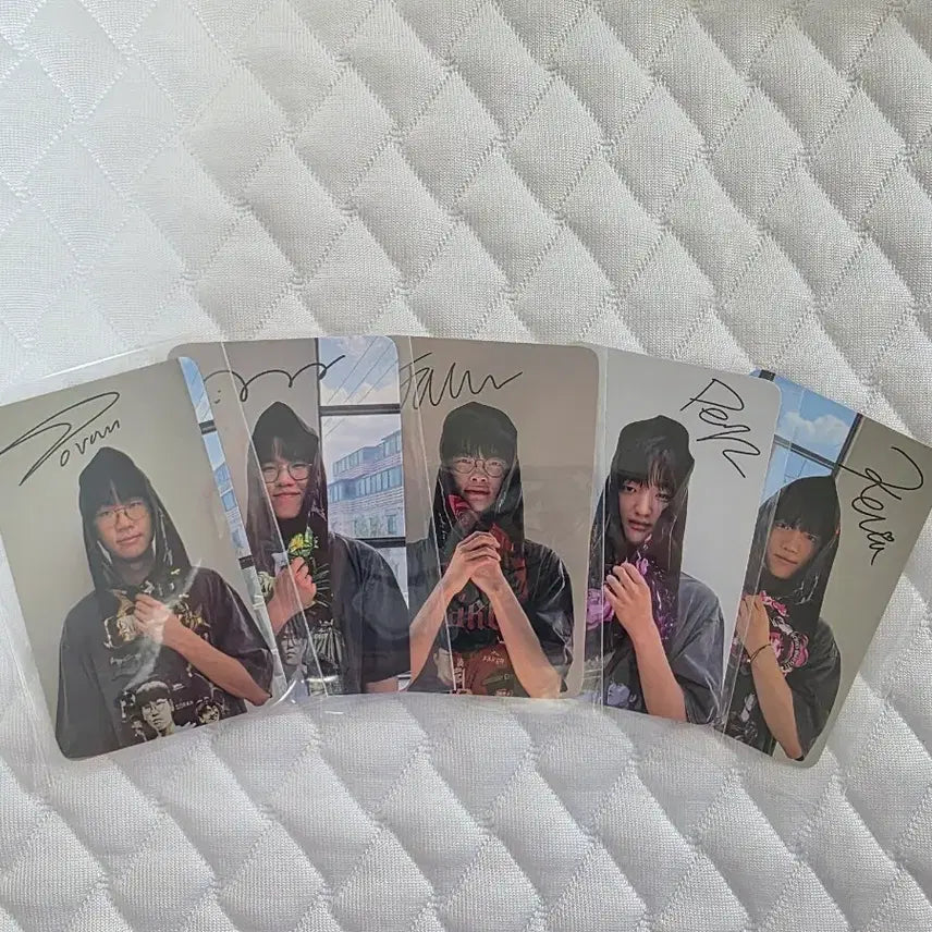 [BUNJANG] T1 Home Ground Gold/Silver Photocard Set / 티원 홈그라운드 금/토 포카 세트