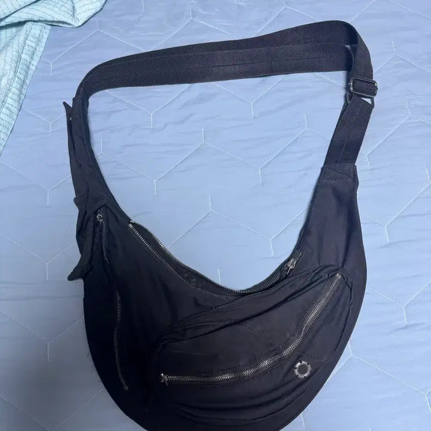 [BUNJANG] Cost Per Kilo Sling Bag Crossbody Bag / 코스트퍼킬로 슬링백 크로스백