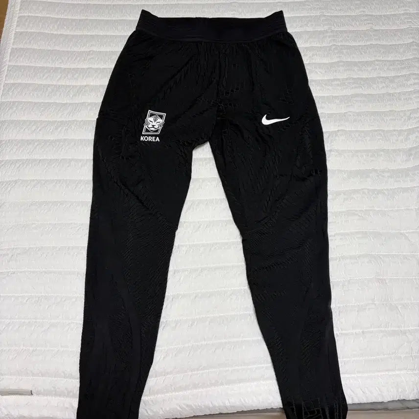 [BUNJANG] South Korea National Team Player Issued ADV Technical Pants - Size L / 대한민국 국가대표팀 선수지급용 adv 테크니컬팬츠 팝니다