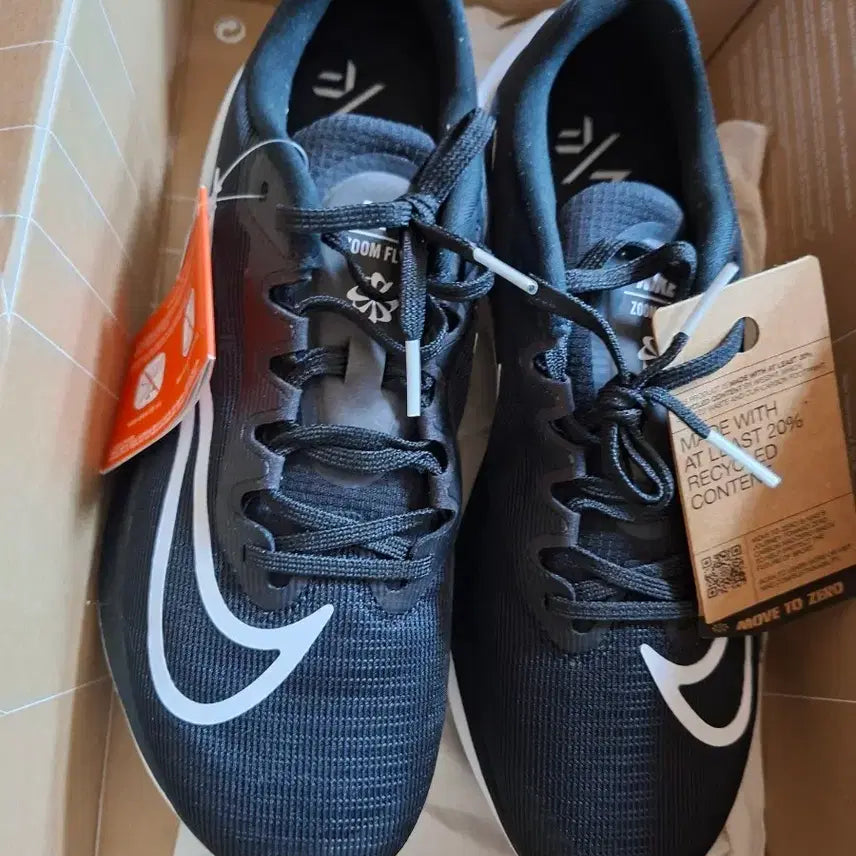 [BUNJANG] Nike Zoom Fly 5 Black (280mm) / 새제품)나이키 줌 플라이 5 블랙 (280)