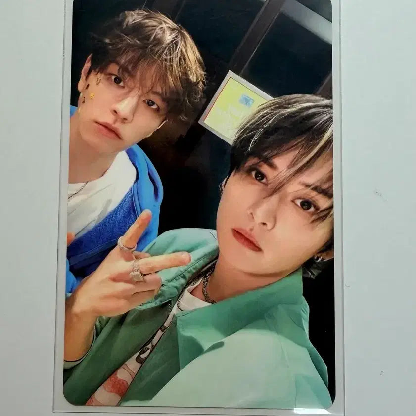 [BUNJANG] Stray Kids Lee Know Seungmin This & That Mesh Long Sleeve Unit Photocard / 스트레이 키즈 리노 승민 디스앤댓 팝업스토어 메쉬롱슬리브 유닛포카