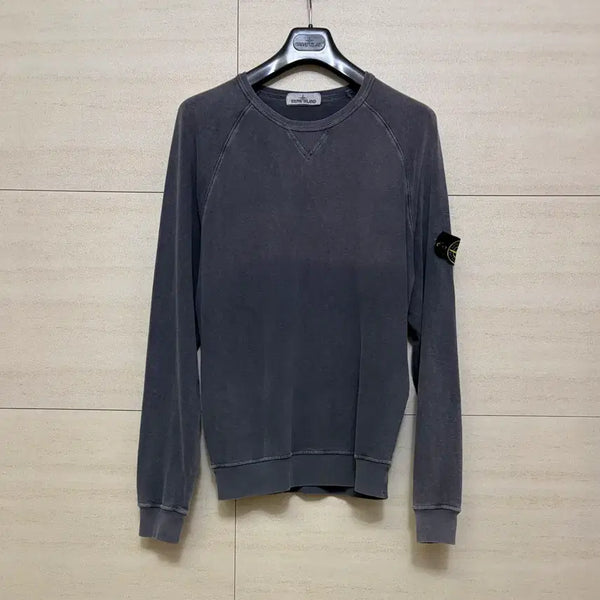 [BUNJANG] Stone Island Raglan Sweatshirt (Lightweight) / 스톤아일랜드 레글런 맨투맨 (얇은 두께)