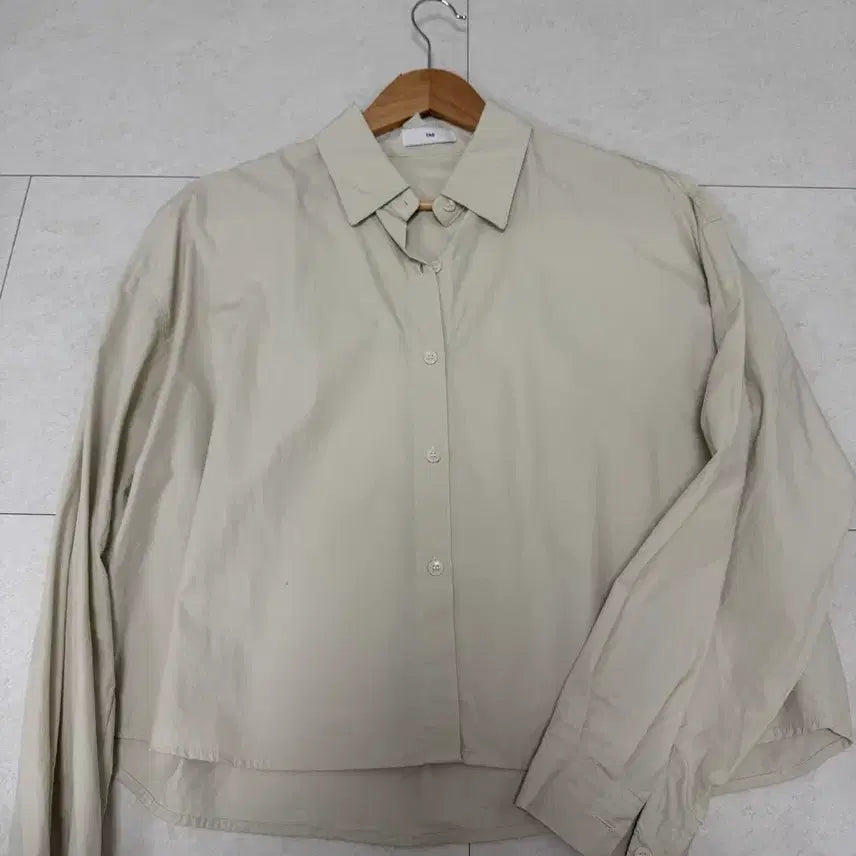 [BUNJANG] TAG Semi-Crop Shirt / tag 세미크롭 셔츠