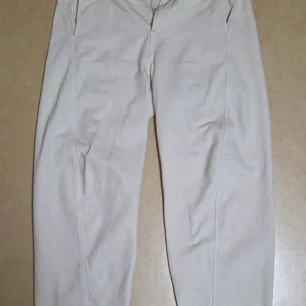 [BUNJANG] Lemaire Belted Denim Jeans / [L] 르메르 벨티드 데님 아이보리