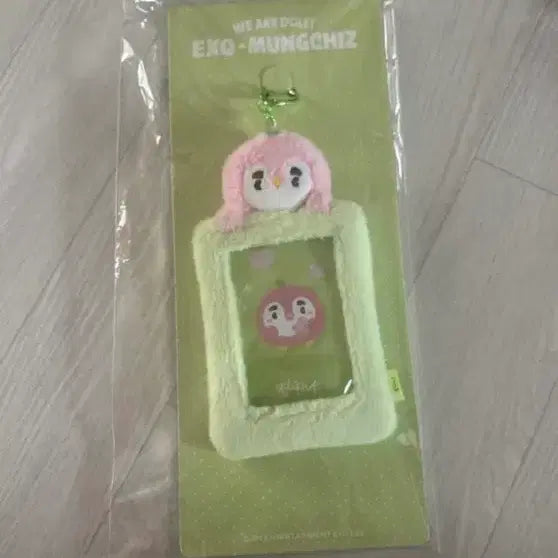 [BUNJANG] EXO Mengchiji Photocard Holder Keyring D.O. Kyungsoo Pingguini / 엑소 뭉치즈 포토 카드 홀더 키링 디오 도경수 핑귀니