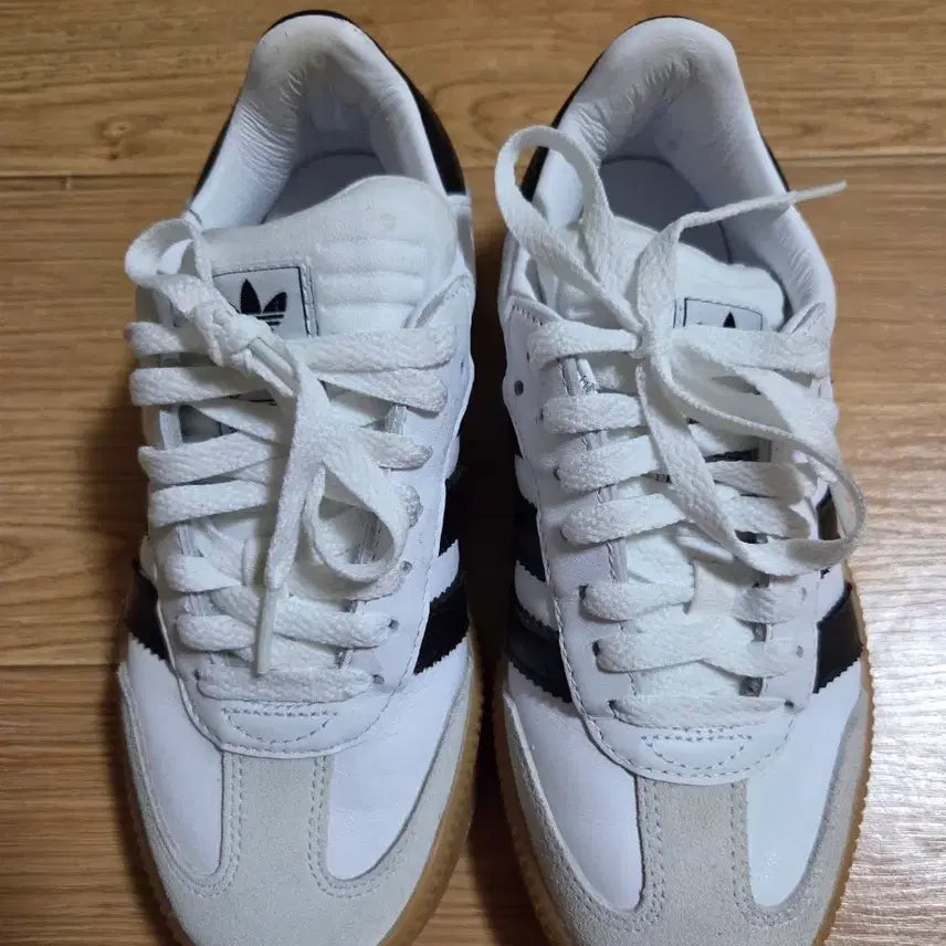 [BUNJANG] Adidas Samba White Black Suede Sneakers / 아디다스 삼바 흰색 검정색 스웨이드