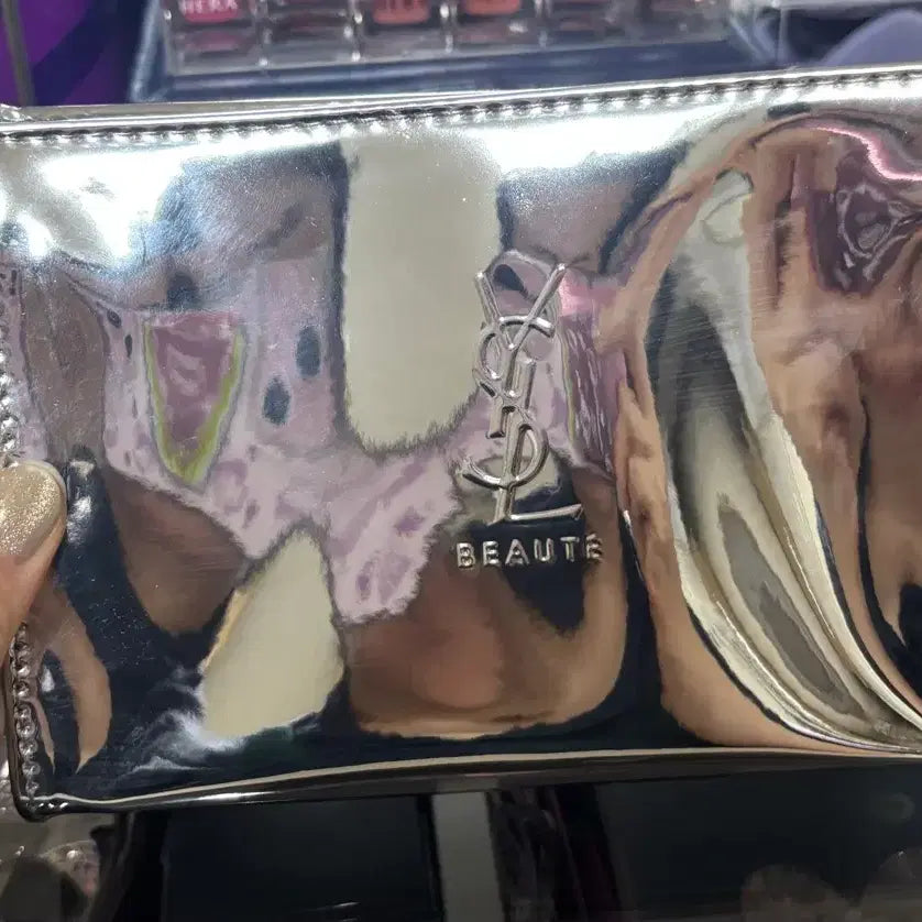 [BUNJANG] Yves Saint Laurent Pouch / 입생로랑 파우치