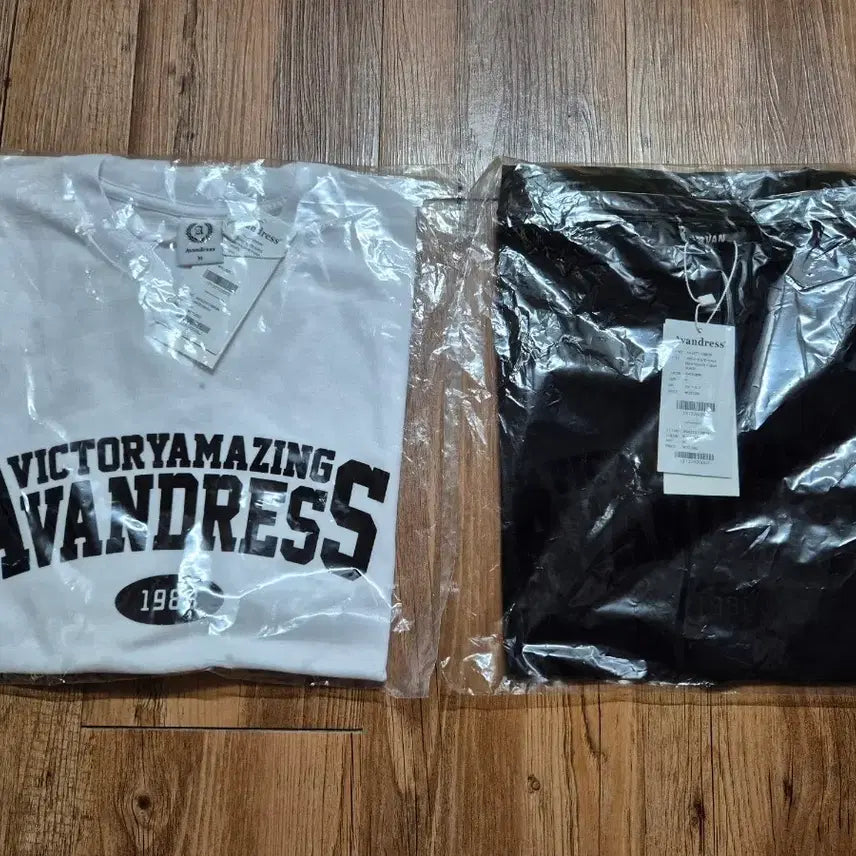 [BUNJANG] Urban Dress Short Sleeve T-Shirts (2-Pack) / [새상품] 어반드레스 반팔티 2개