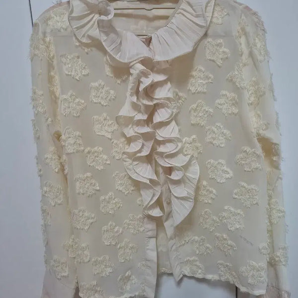 [BUNJANG] Ivory Chiffon Ruffle Blouse / 아이보리 쉬폰 러플 블라우스