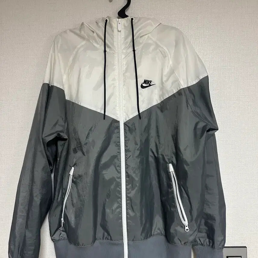 [BUNJANG] Nike Windbreaker Jacket / 나이키 바람막이