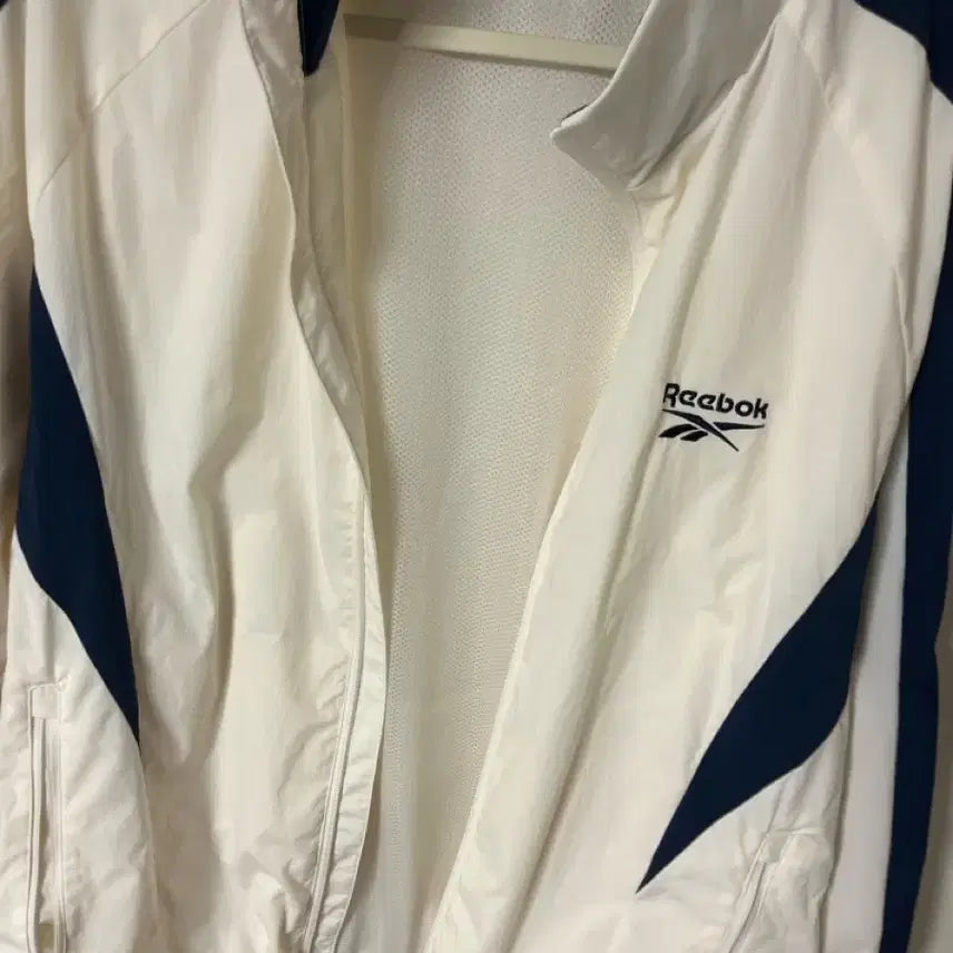 [BUNJANG] Reebok Flow Windbreaker White XL / 리복 플로우 윈드 브레이커 화이트 판매