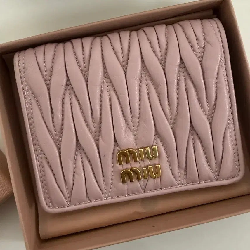 [BUNJANG] Miu Miu Women's Wallet / 미우미우 지갑