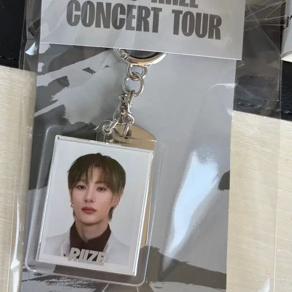 [BUNJANG] RIIZE 2025 Concert Tour Keyring / RIIZE 2025 콘서트 투어 키링