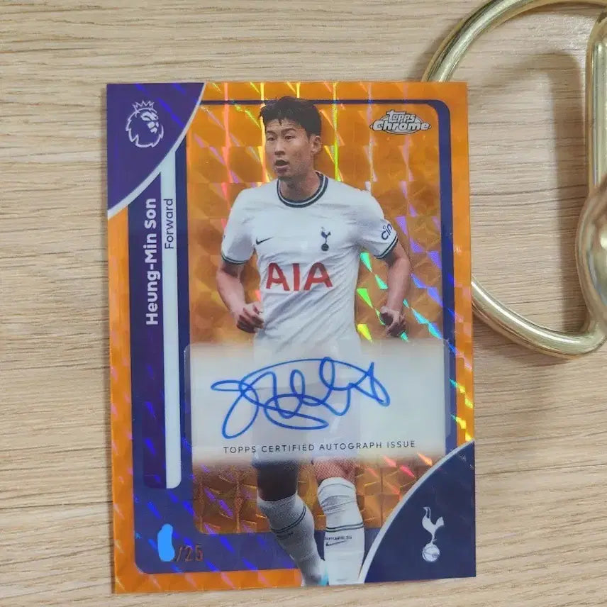 [BUNJANG] Son Heung-min Tottenham Hotspur Signed Autograph Soccer Card Orange Edition (25 Made) / 26탑스크롬 25한정 오렌지 토트넘 손흥민 싸인오토 축구카드