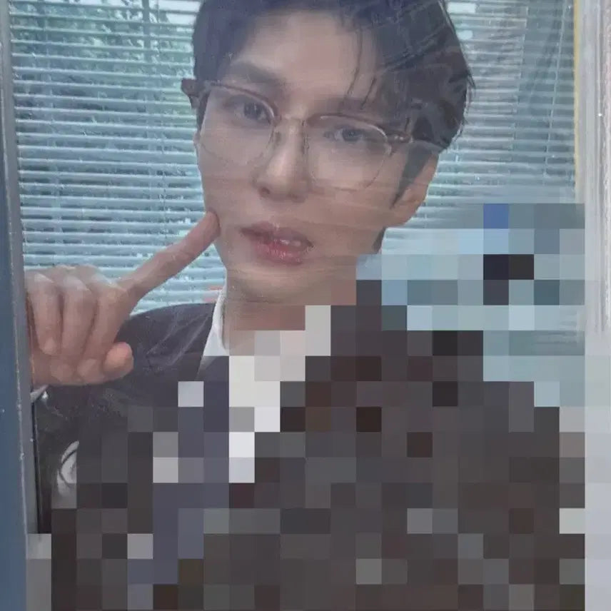 [BUNJANG] VIXX Leo Jung Taekwoon Signed Photocard / 빅스 레오 정택운 싸인 포카