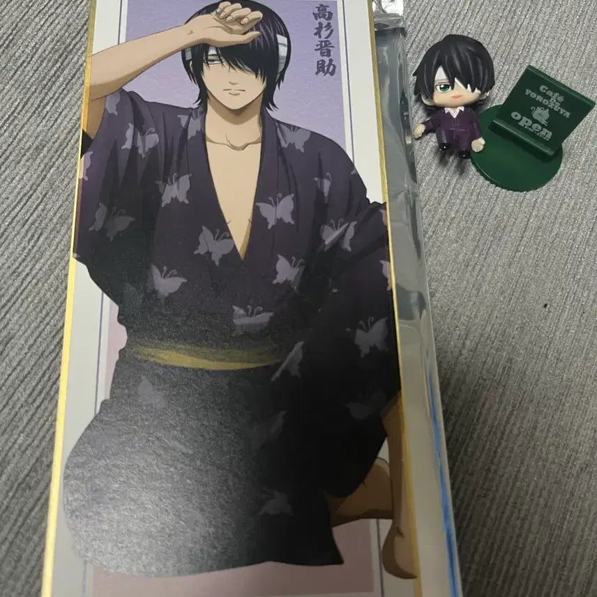 [BUNJANG] Gintama Shinsuke Takasugi Bundle: Shikishi Board & Cafe Yorozuya Ochama / 일괄) 은혼 타카스기 신스케 색지+카페 요로즈야 오챠토모 판매