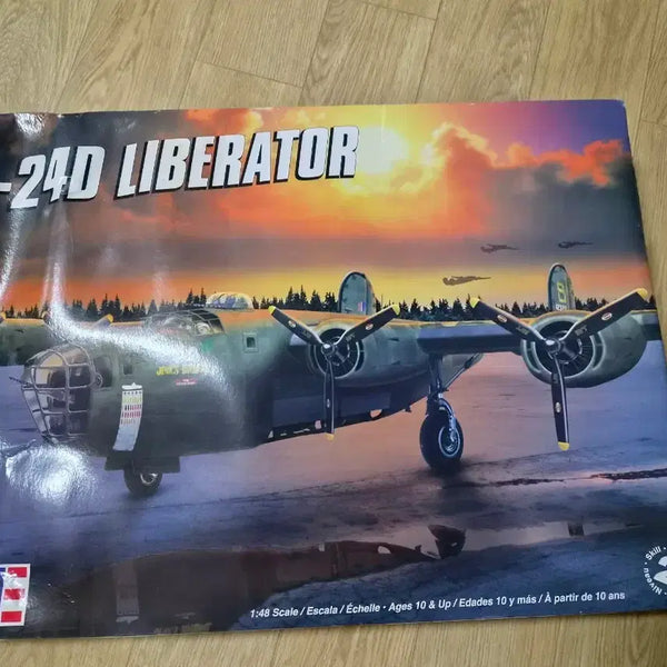 [BUNJANG] Revell B-24D Liberator 1:48 Scale Model Kit / 레벨 B-24D 리버레이터 프라모델 1:48