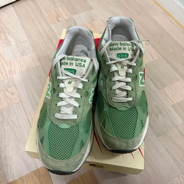 [BUNJANG] New Balance 993 Chive Sneakers / 뉴발란스 993 차이브