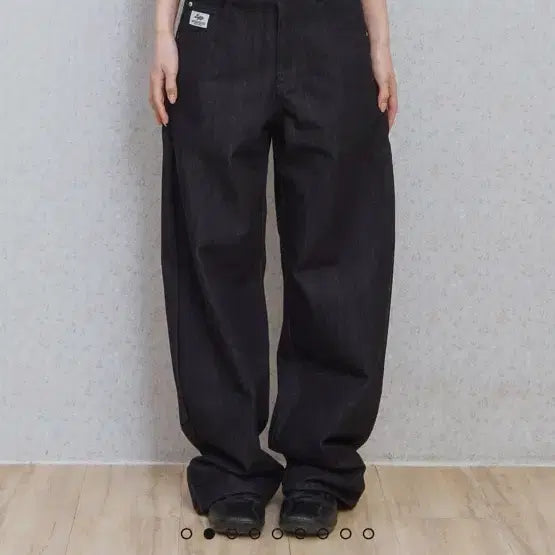 [BUNJANG] Kijiko Semi Curved Denim Pants / (미개봉새상품) kijiko 키지코 세미 커브드 데님 팬츠