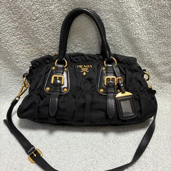[BUNJANG] Prada Gauffre Shirring Tote Bag Black / (정품)프라다 고프레 셔링 토트백 블랙