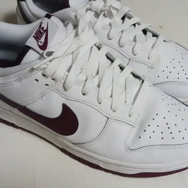 [BUNJANG] Nike Dunk Low White Night Maroon Sneakers / 나이키 덩크 로우 화이트 나이트 마룬 스니커즈 //280