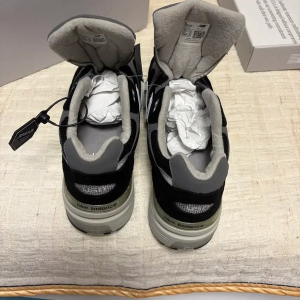 [BUNJANG] New Balance 992 Black Sneakers (Size 255) / 뉴발란스 992 블랙 255(D) 새제품