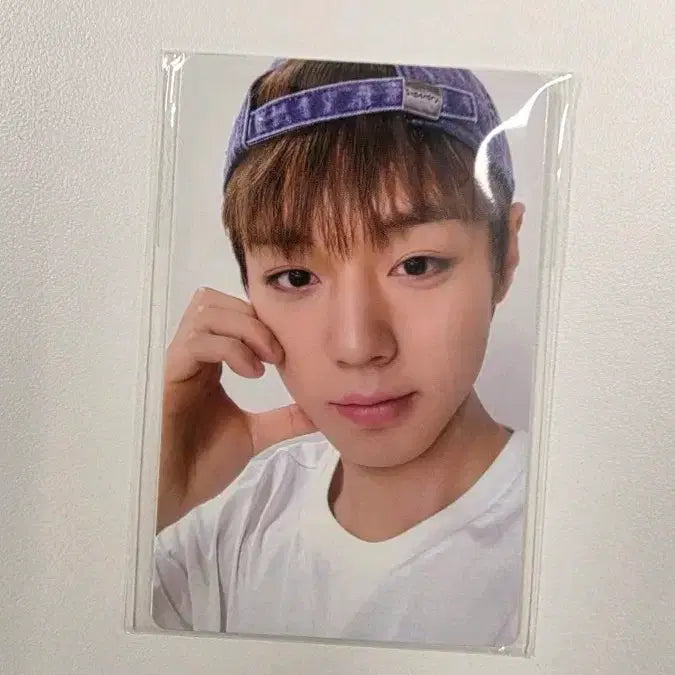 [BUNJANG] Park Jihoon Superdry Photocard Set (Sealed) / 슈퍼드라이 박지훈 포카set 미개봉