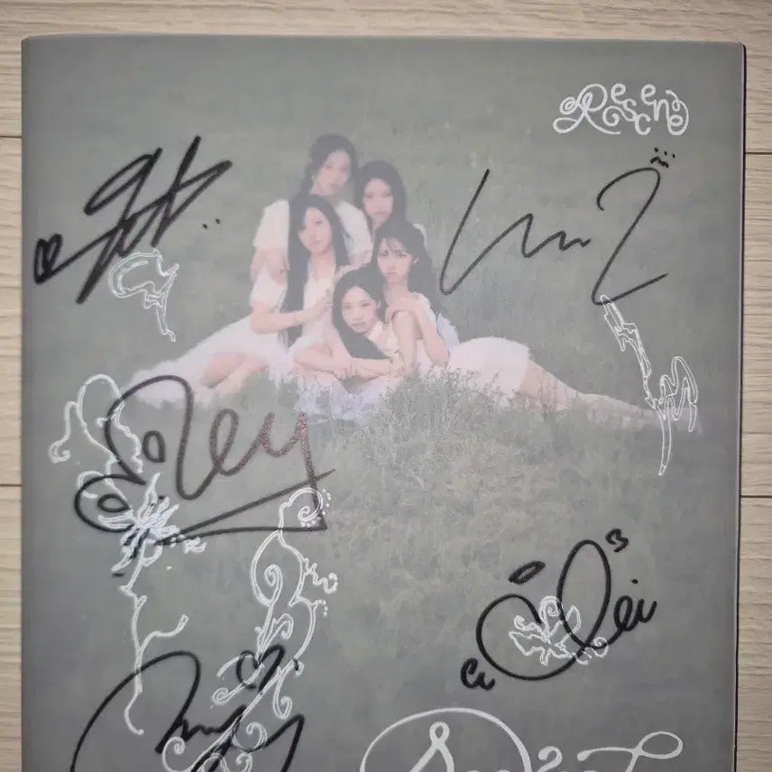 [BUNJANG] Rizanne Dearest Deja Vu Signed Album / 리센느 Dearest 데자부 친필 싸인 앨범
