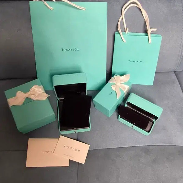 [BUNJANG] Tiffany & Co. Necklace & Earrings Box Set / 5-2)티파니엔코 목걸이 귀걸이 박스셋트(귀걸이박스셋트)