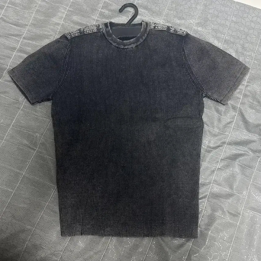 [BUNJANG] Vintage Wash Muscle Fit Short Sleeve T-Shirt / (새상품)머슬핏 빈티지 워싱 반팔 티셔츠