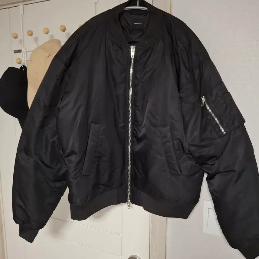 [BUNJANG] X Container Oversized MA-1 Jacket (Black) L / 엑스컨테이너 오버사이즈 MA-1 자켓 (BLACK) L사이즈
