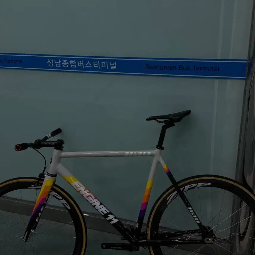 [BUNJANG] Engine 11 Deluxe Size L Road Bike / 엔진 11 디럭스 무하자급 개급처 가격던짐