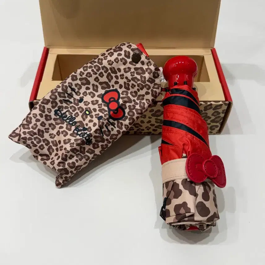 [BUNJANG] Hello Kitty Leopard Folding Umbrella & Sunshade / 헬로키티 레오파드 접이식 우산 겸 양산