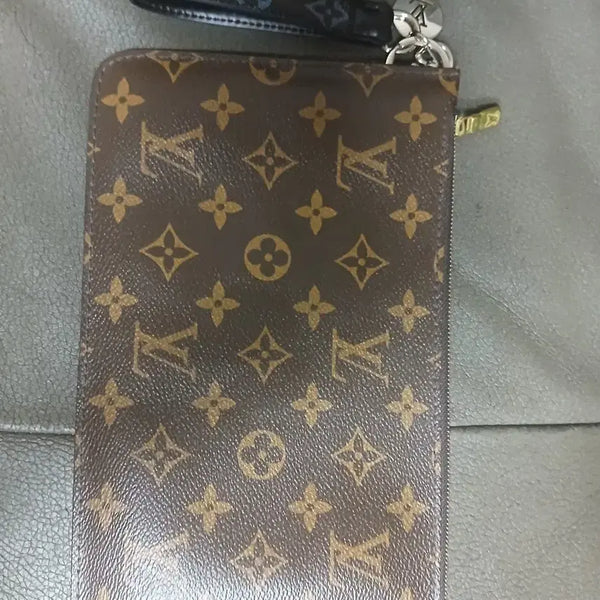 [BUNJANG] Louis Vuitton Monogram Pouch / 루이비통 모노그램 파우치