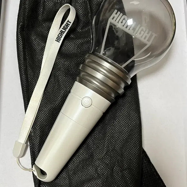 [BUNJANG] Highlight Lightstick Ver. 1 with Pouch and Box / 하이라이트 응원봉 ver.1 + 파우치 + 상자