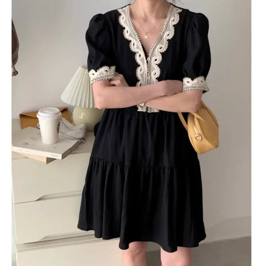 [BUNJANG] Black Lace Puff Sleeve Mini Dress / 미니원피스 블랙 레이스 퍼프 원피스 휴가철 여행지